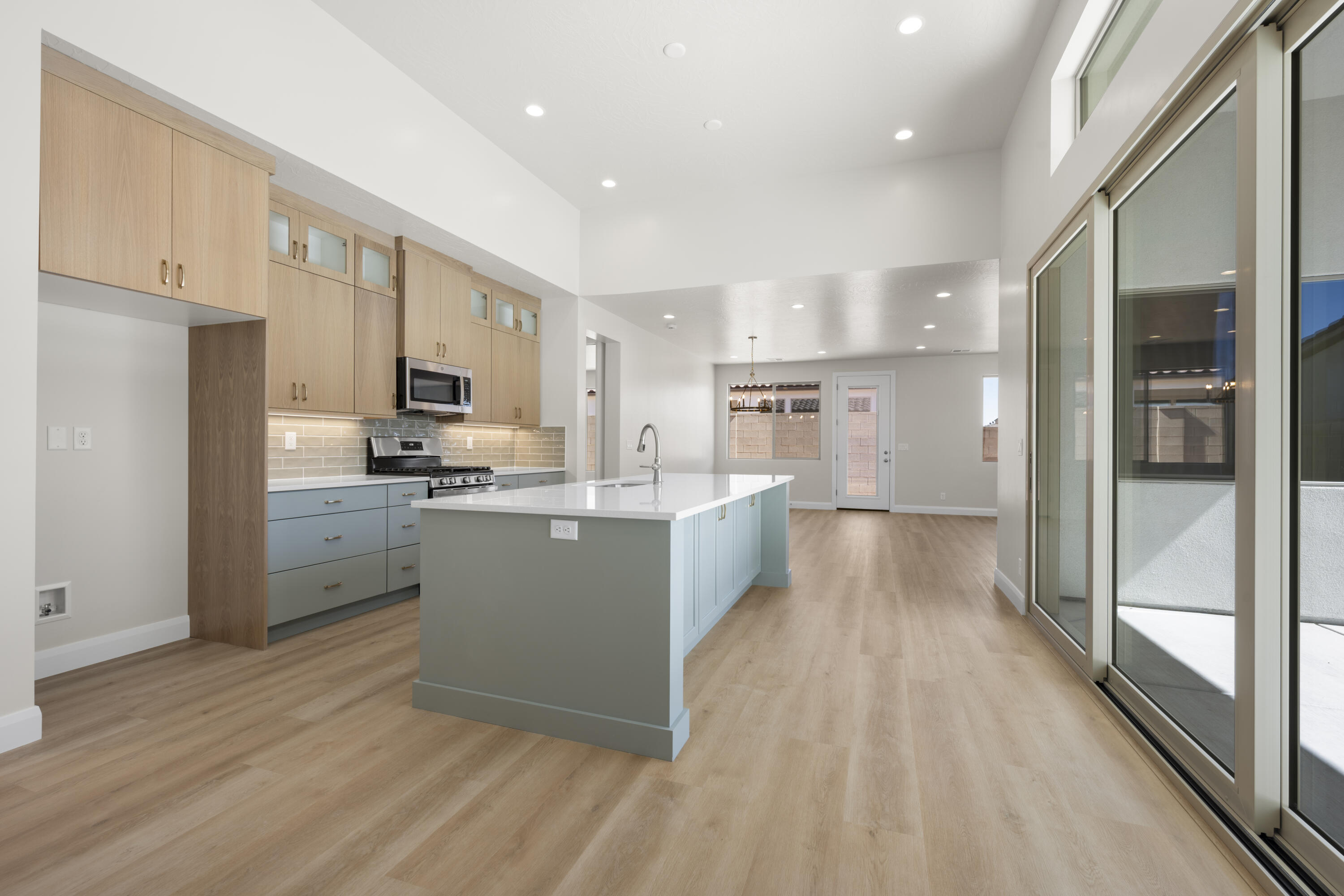 SOLIS AT CORAL CANYON - Residential