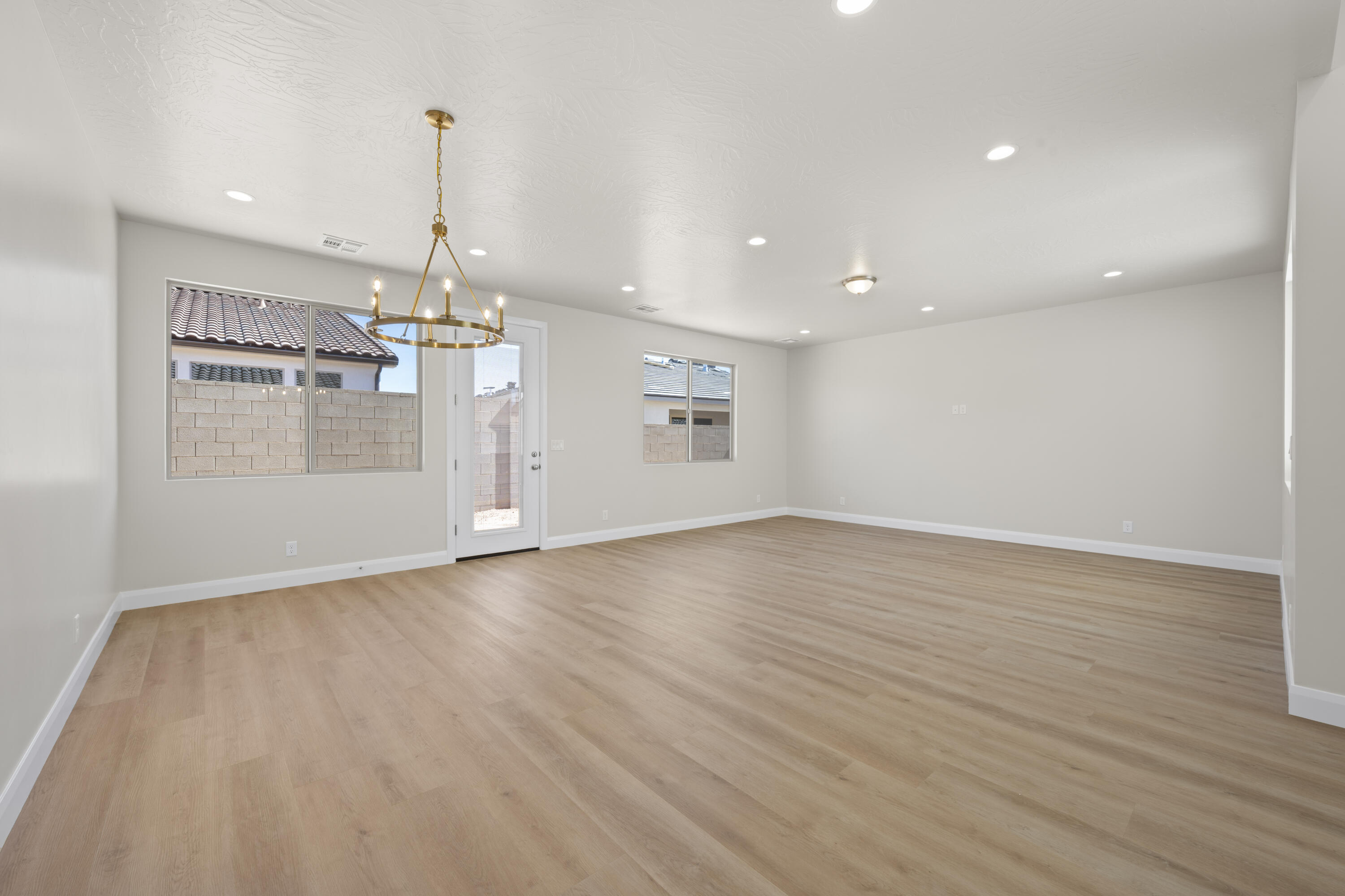 SOLIS AT CORAL CANYON - Residential