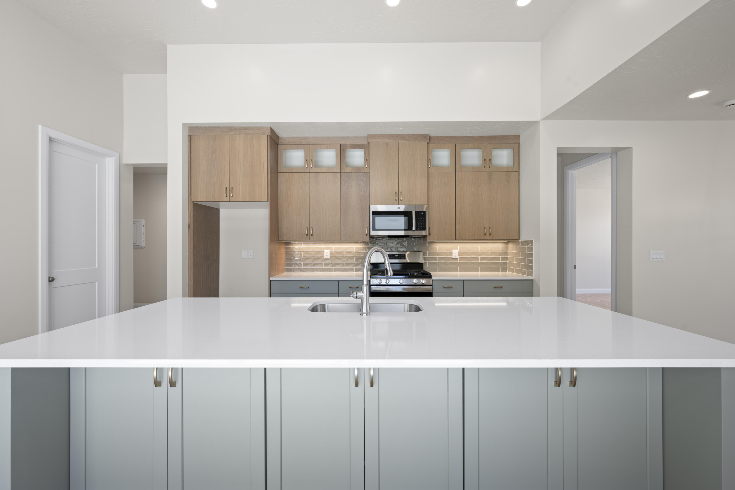 SOLIS AT CORAL CANYON - Residential