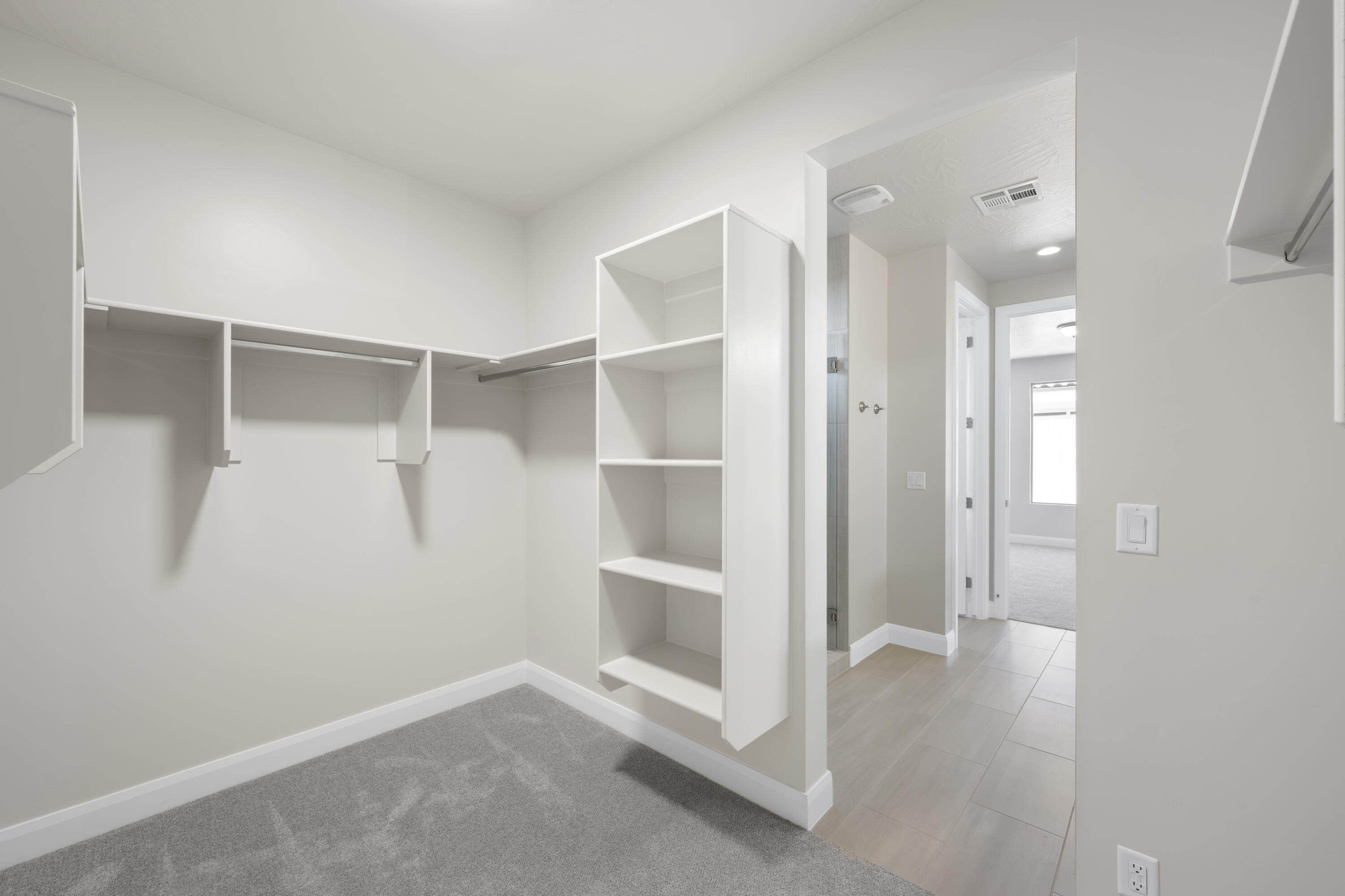 SOLIS AT CORAL CANYON - Residential