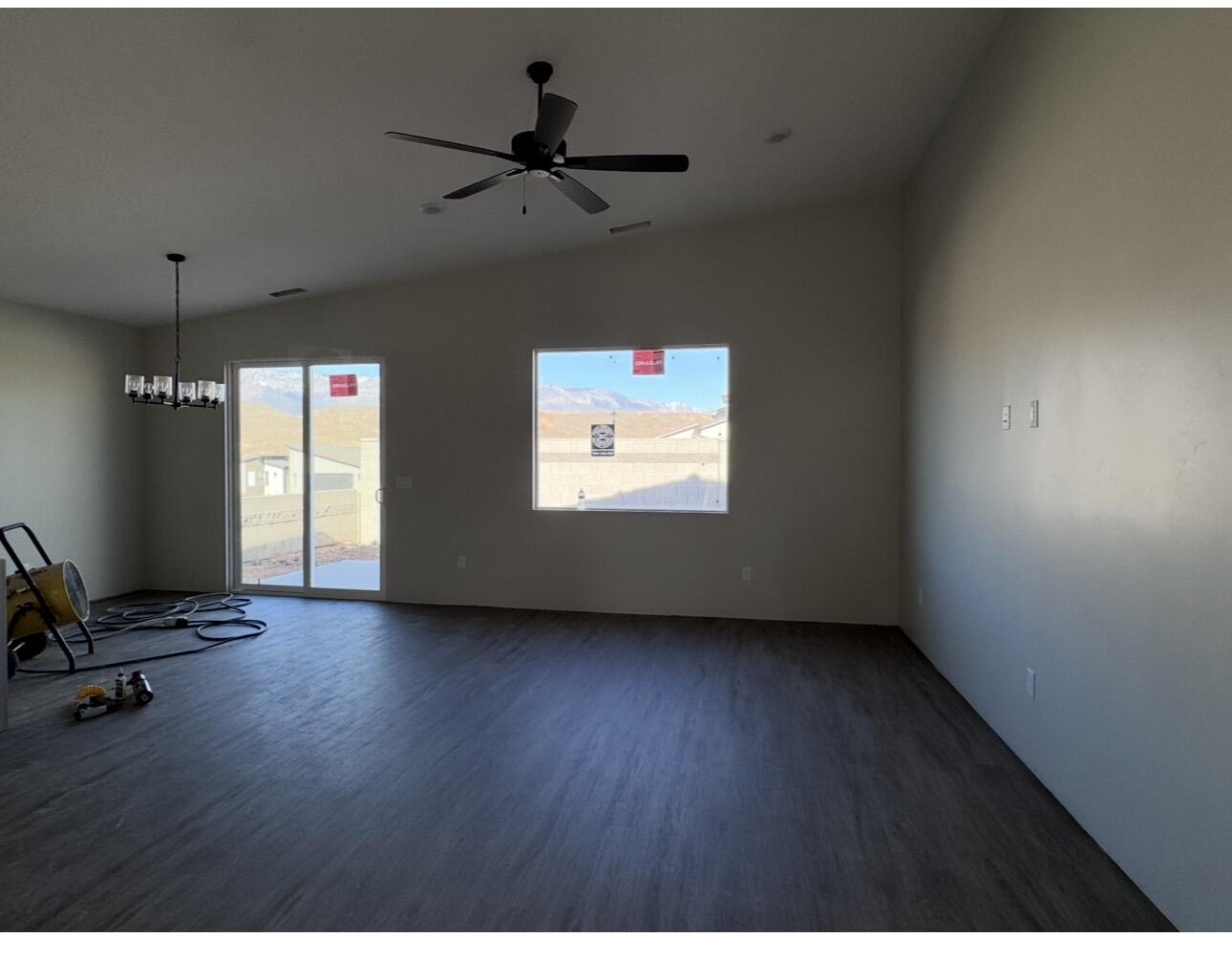 PEREGRINE POINTE WEST - Residential