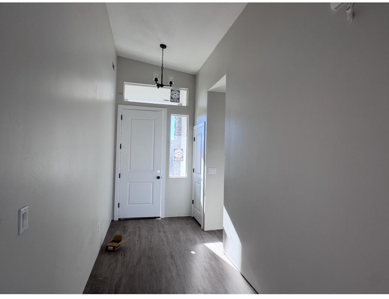 PEREGRINE POINTE WEST - Residential