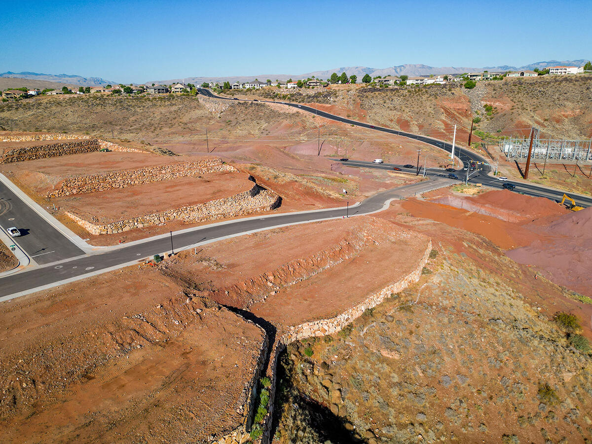 KNETTAS KNOLL SUB - Land