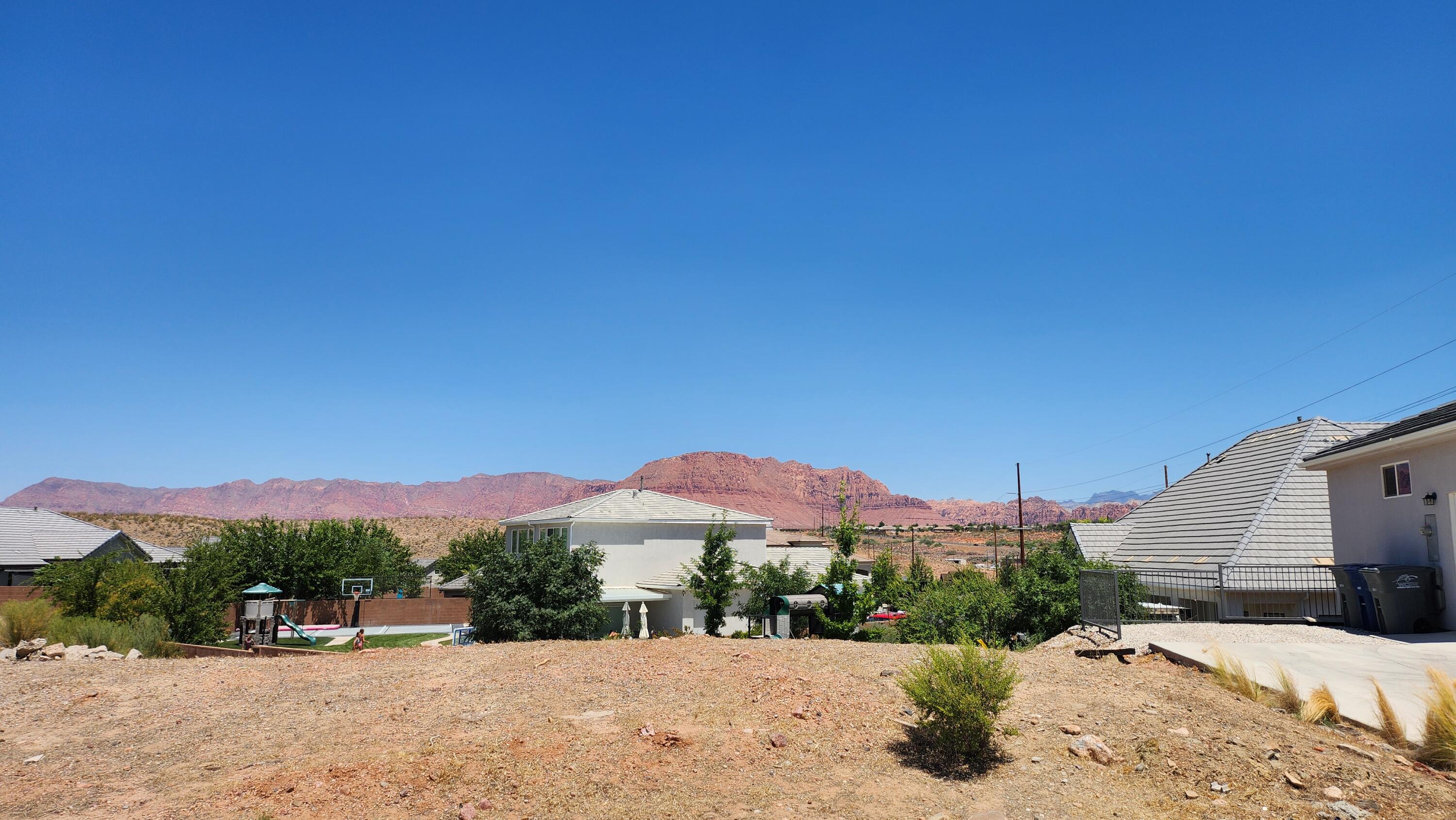 HILLS AT SANTA CLARA - Land