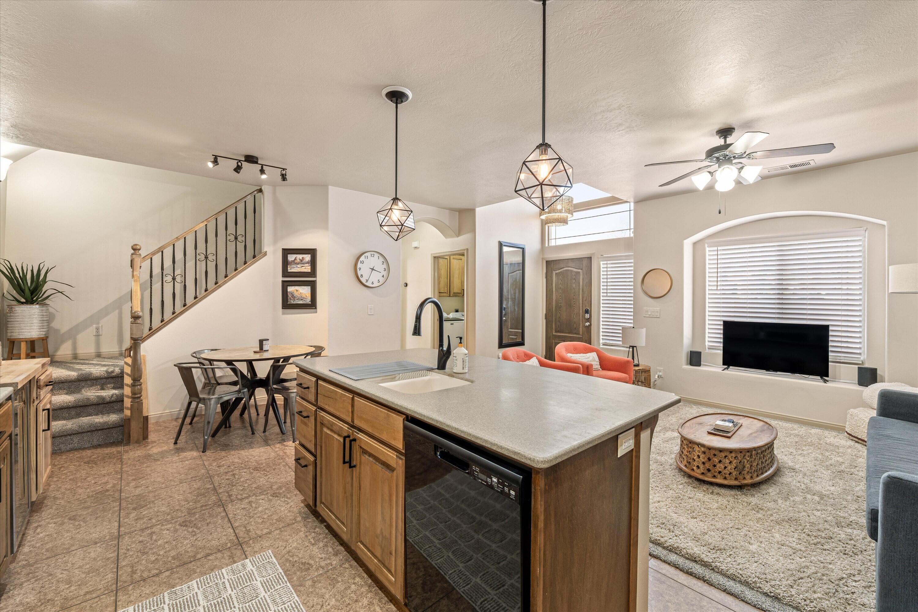 COTTON MANOR CONDOS - Residential