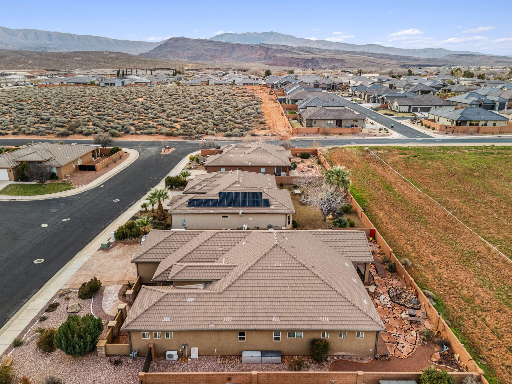 SHADOW CANYONS OF IVINS - Residential