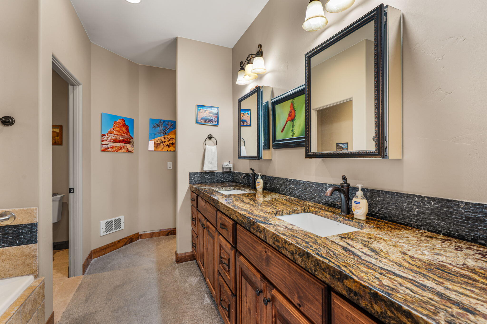 SHADOW CANYONS OF IVINS - Residential