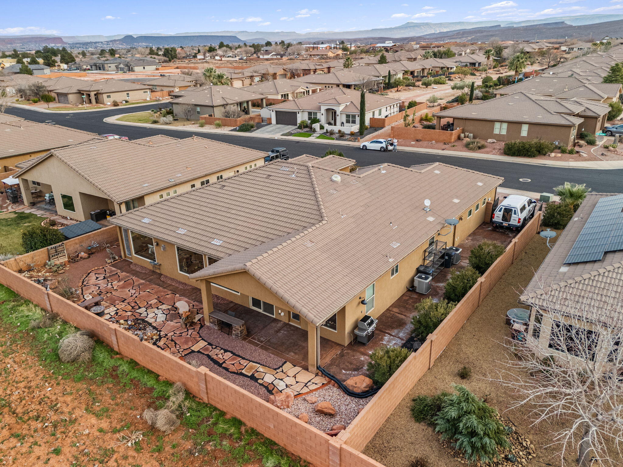 SHADOW CANYONS OF IVINS - Residential