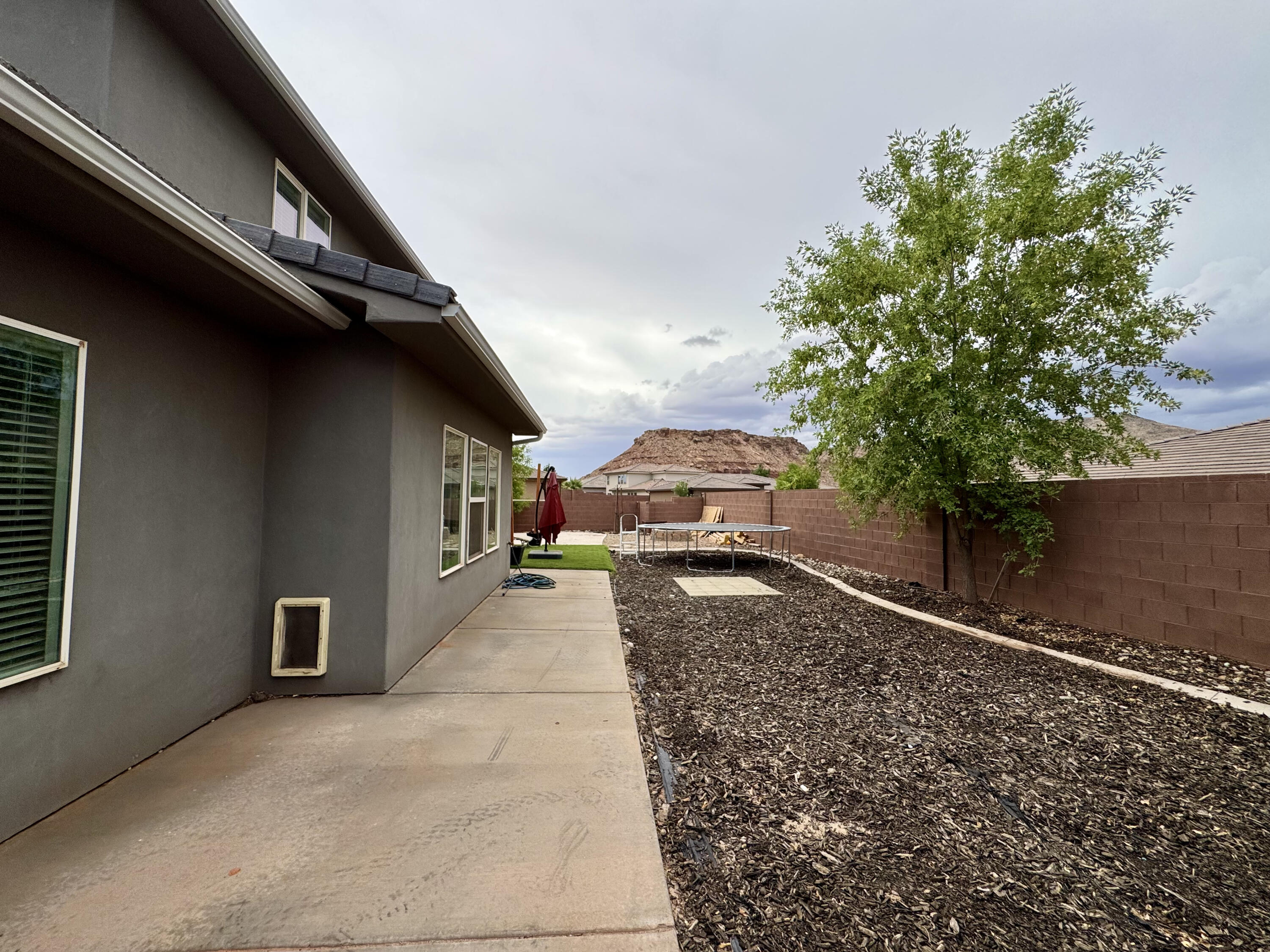 DESERT RIDGE - Residential