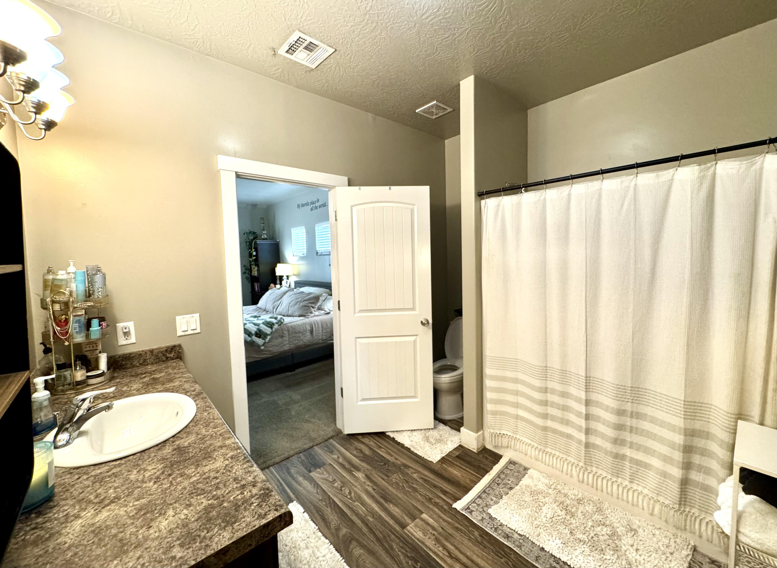 DESERT RIDGE - Residential