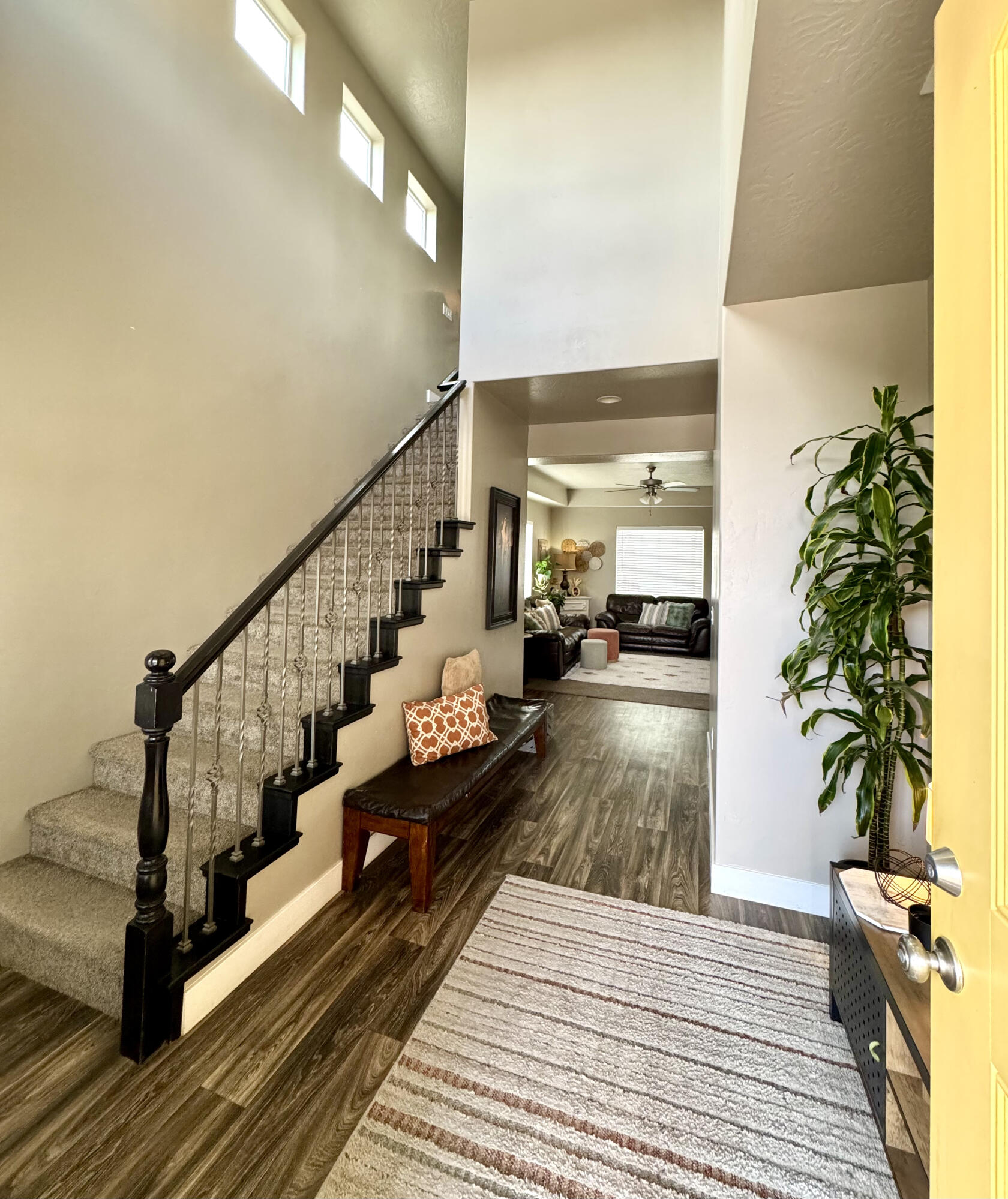 DESERT RIDGE - Residential