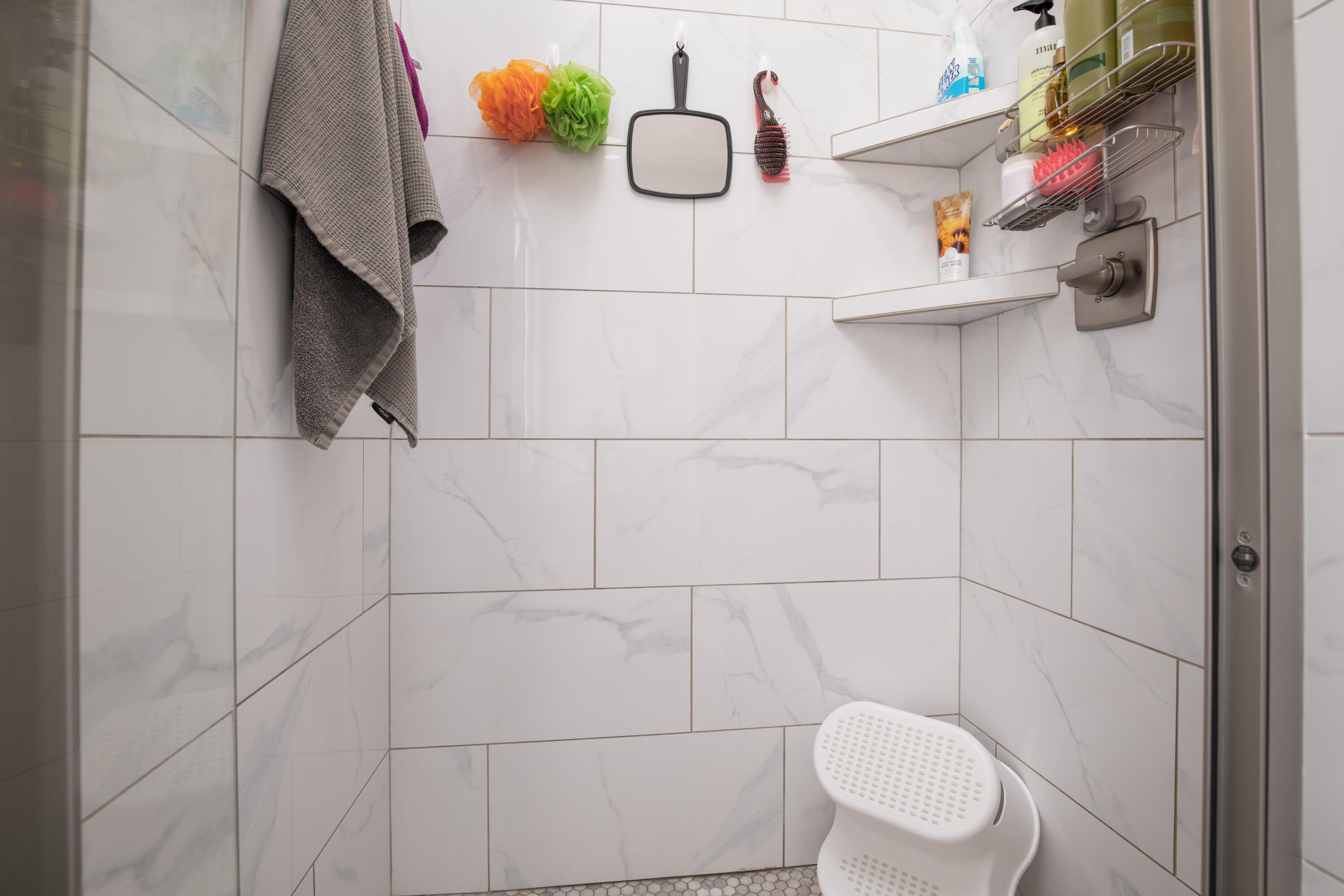 WARNER GATEWAY - Residential