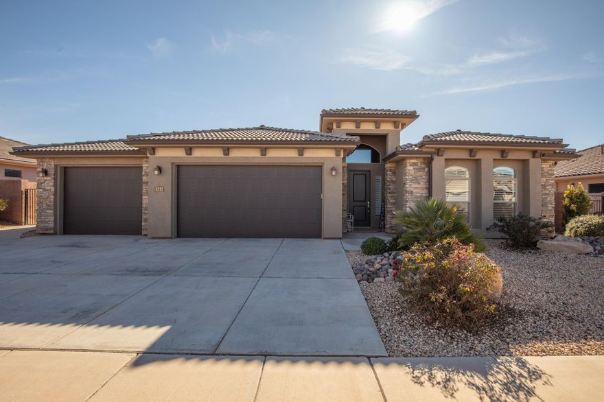 Dreams do come true and this one is right here, could easily be yours!  Everything is perfectly in place and beautifully maintained. From the peaceful neighborhood to the generous kitchen, to the relaxing colors, you'll love every detail to goes into making the house a home. Take a walk through our 3D tour, then call to set up your private tour today. Owner Agent.