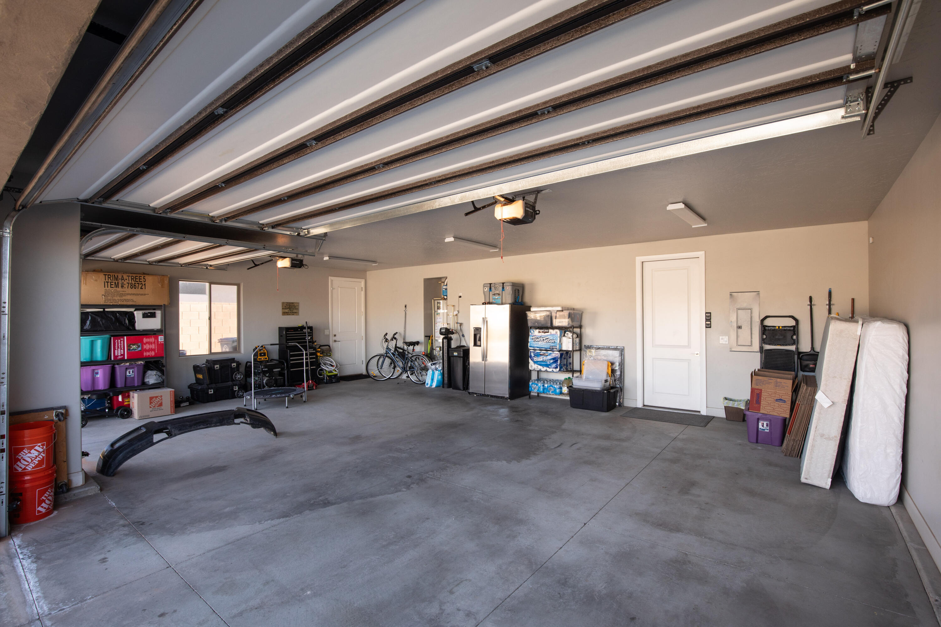 WARNER GATEWAY - Residential