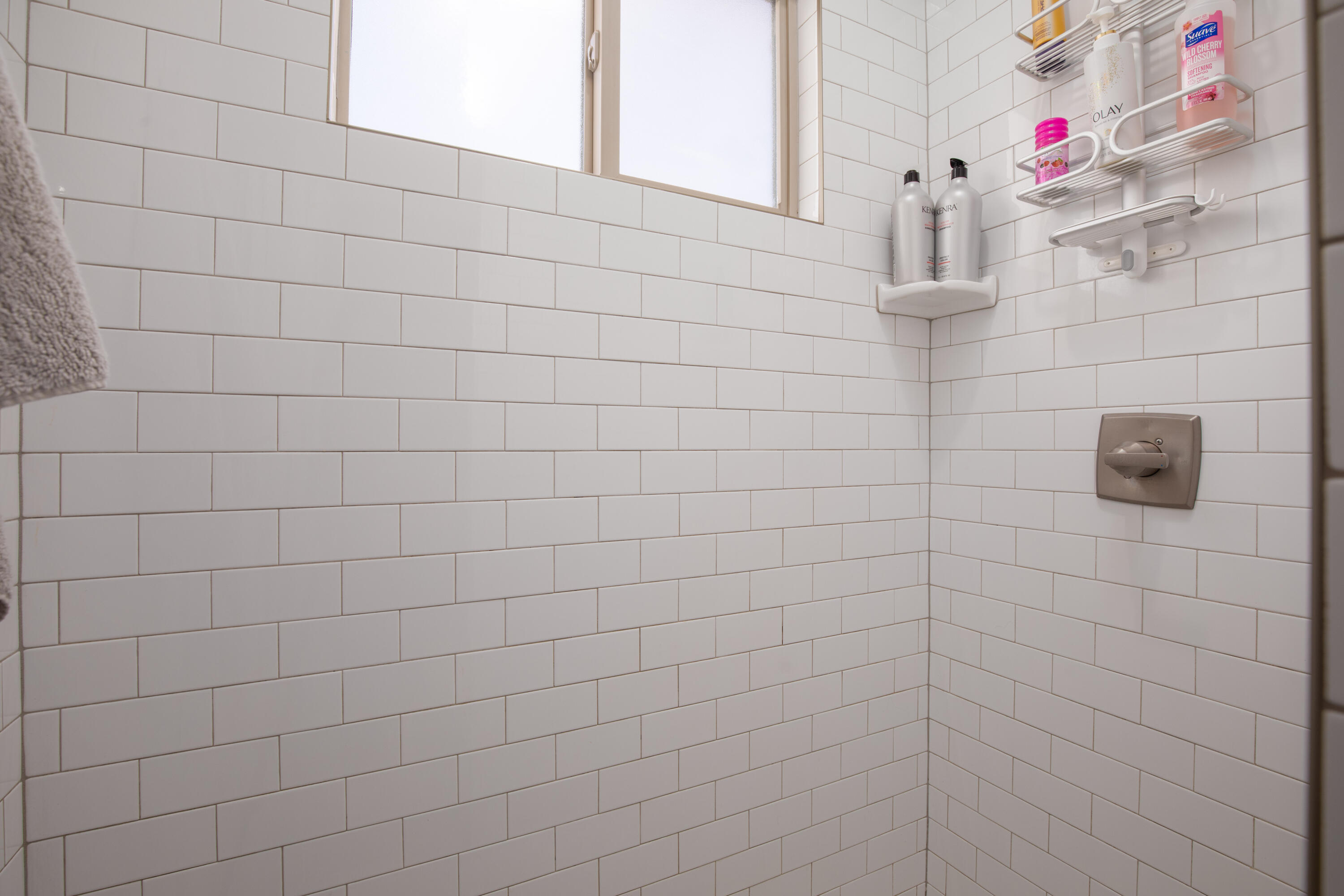 WARNER GATEWAY - Residential