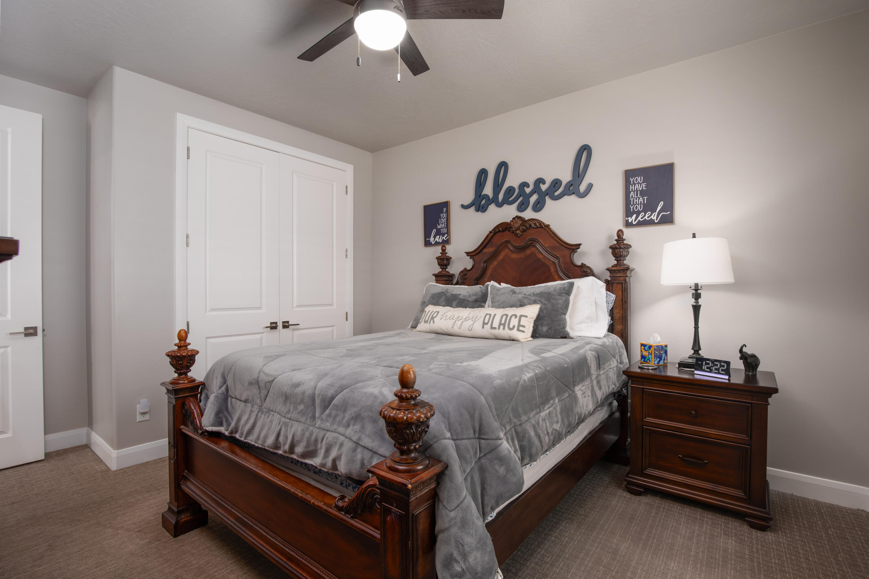 WARNER GATEWAY - Residential