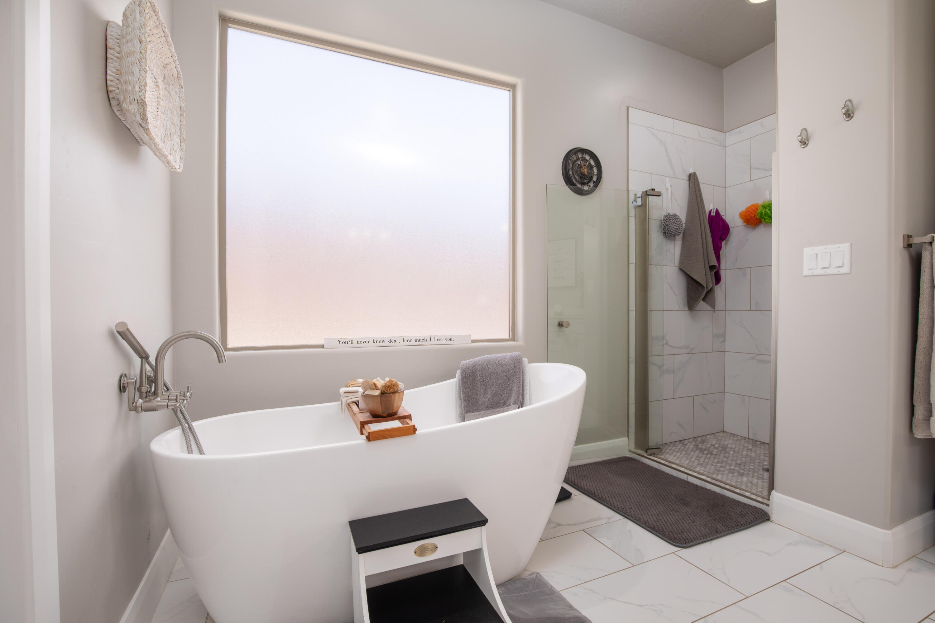 WARNER GATEWAY - Residential