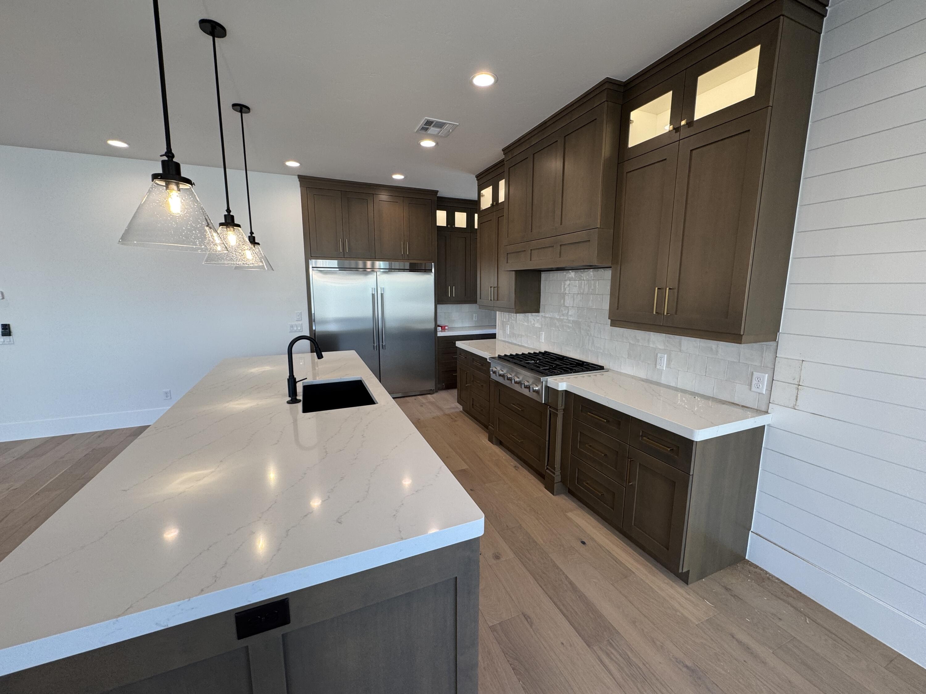 SYCAMORE VILLAGE - Residential