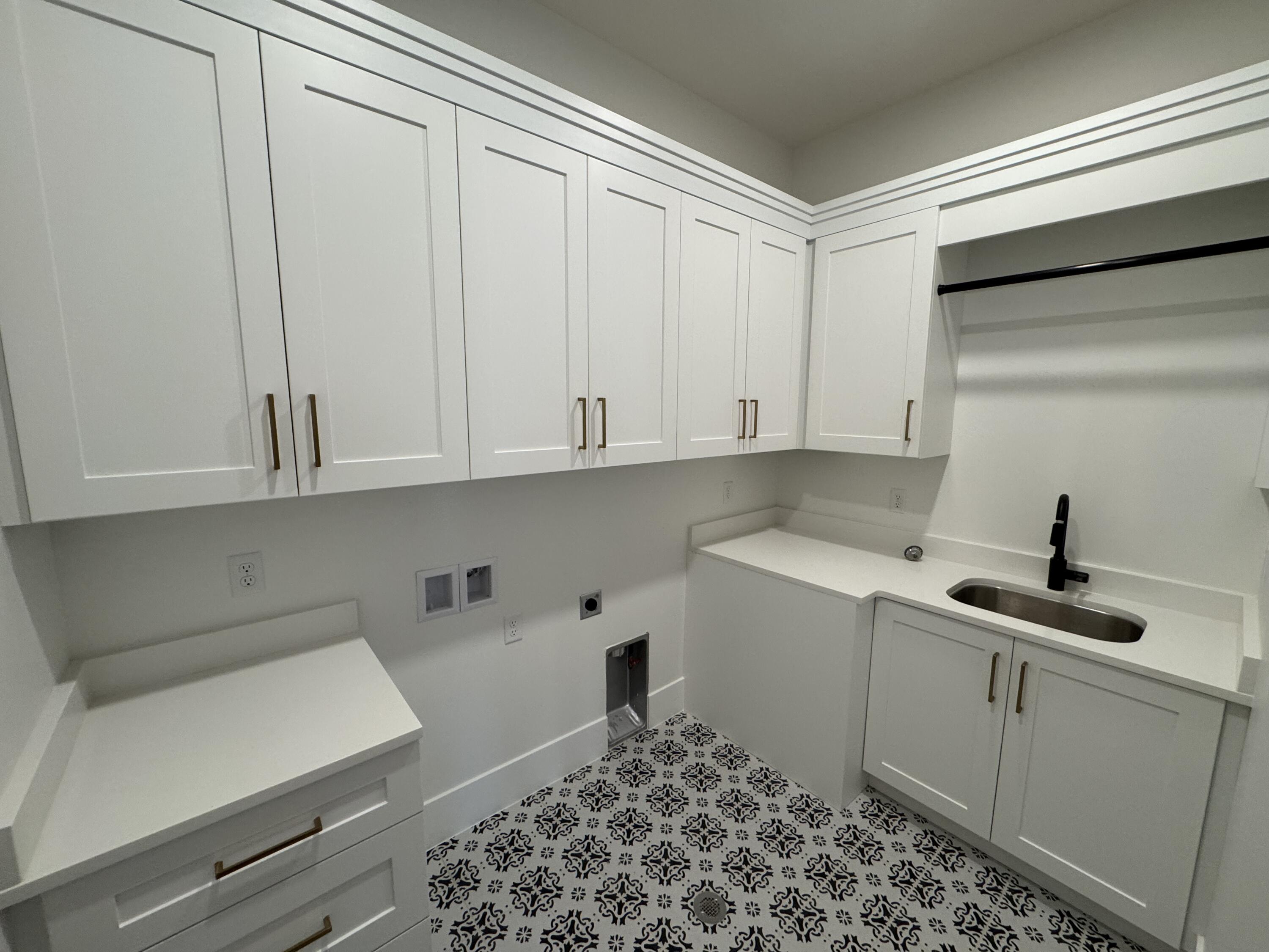 SYCAMORE VILLAGE - Residential