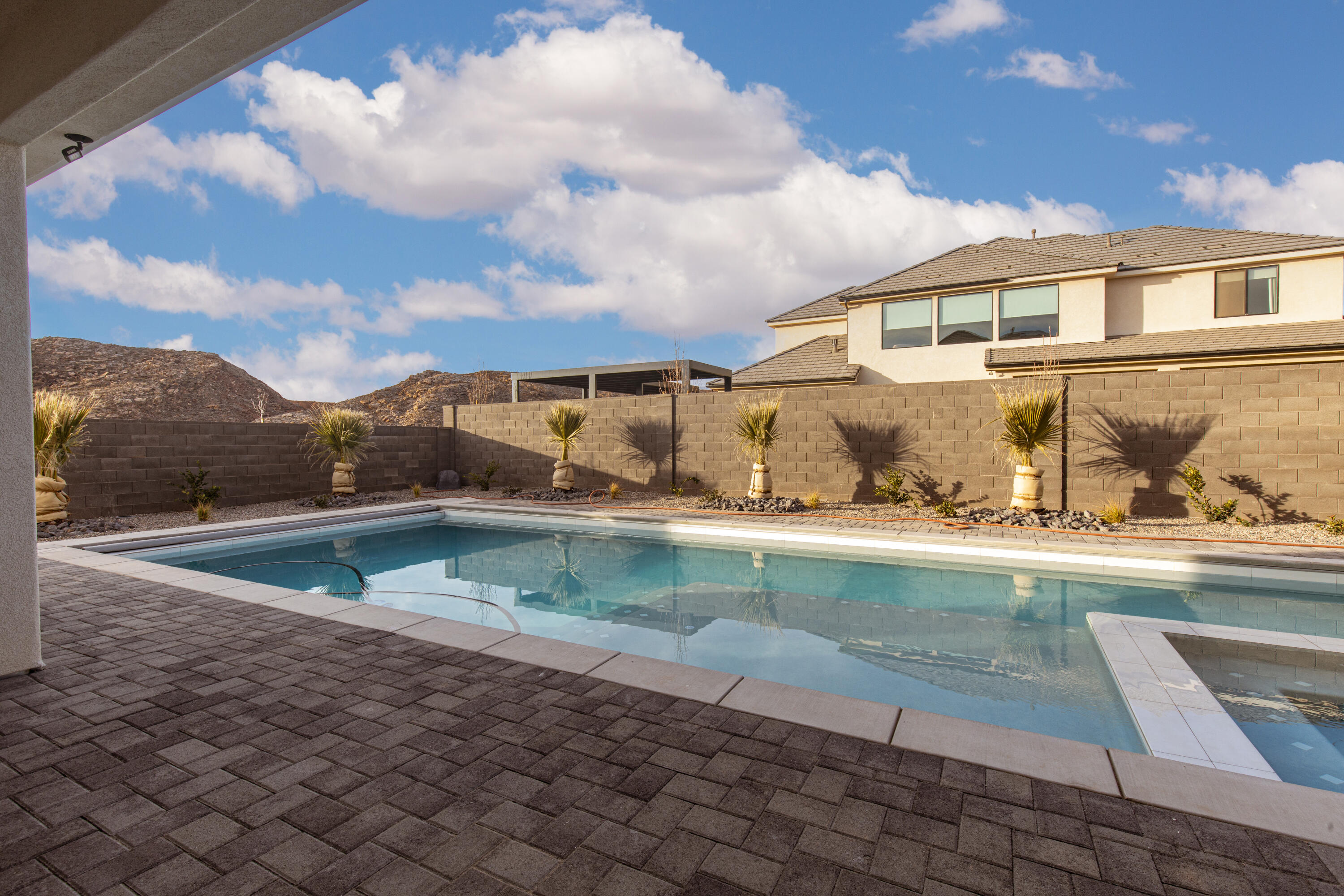 SYCAMORE VILLAGE - Residential