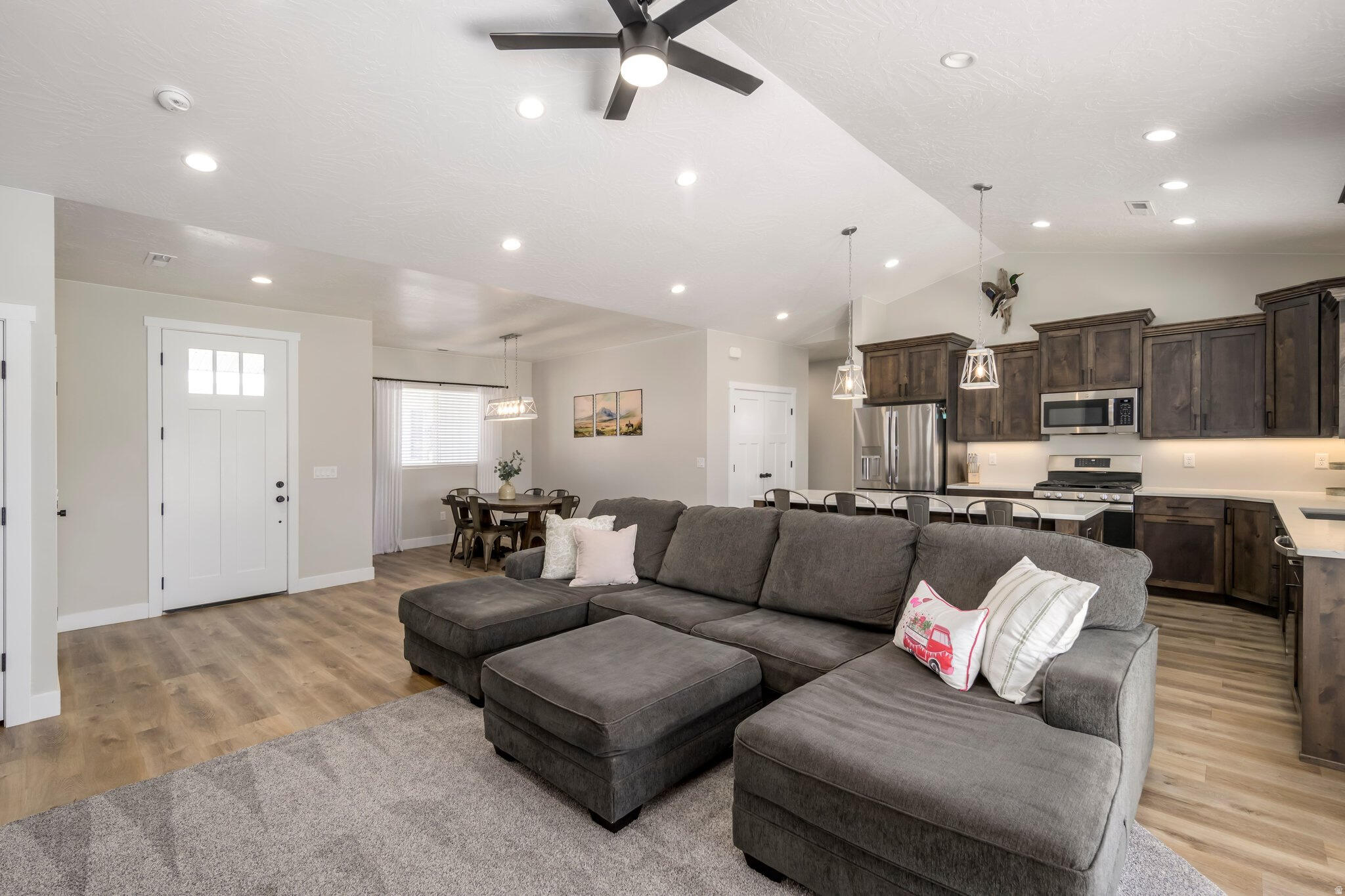 NORTH HILL ESTATES - Residential