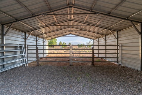 Tiny photo for 785 N Old Farms RD, Dammeron Valley, UT 84783 (MLS # 26-274933)