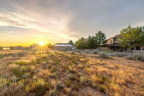 Tiny photo for 785 N Old Farms RD, Dammeron Valley, UT 84783 (MLS # 26-274933)