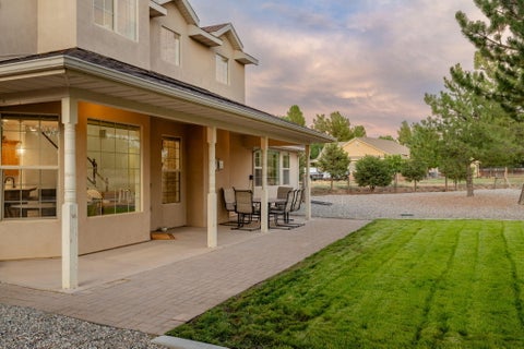 Tiny photo for 785 N Old Farms RD, Dammeron Valley, UT 84783 (MLS # 26-274933)