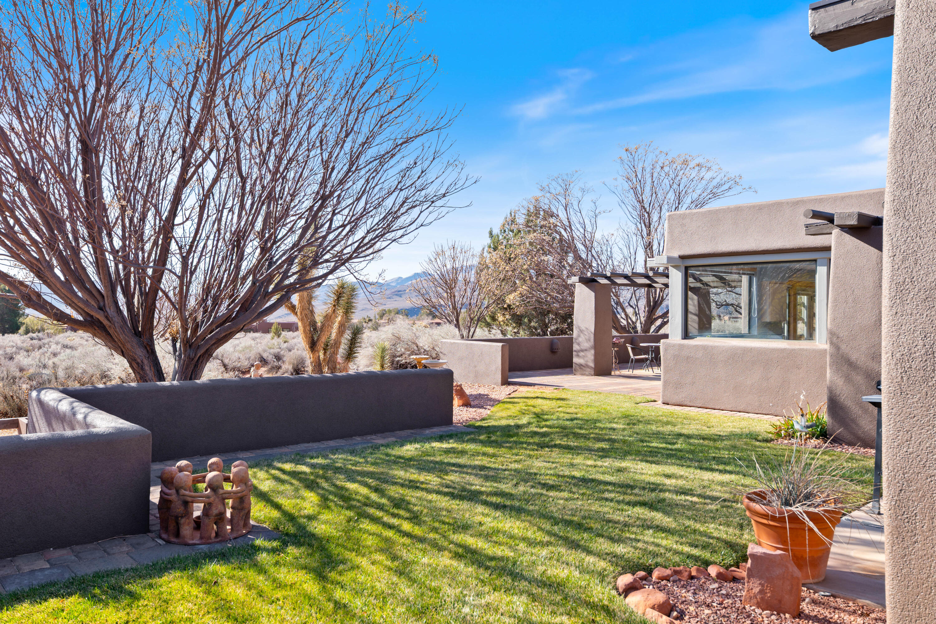 TUWEAP SHONTO - Residential