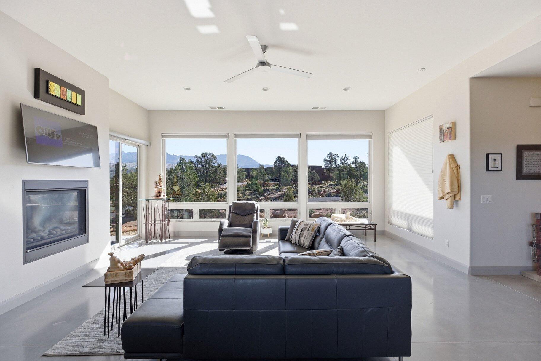 PINION HILLS - Residential