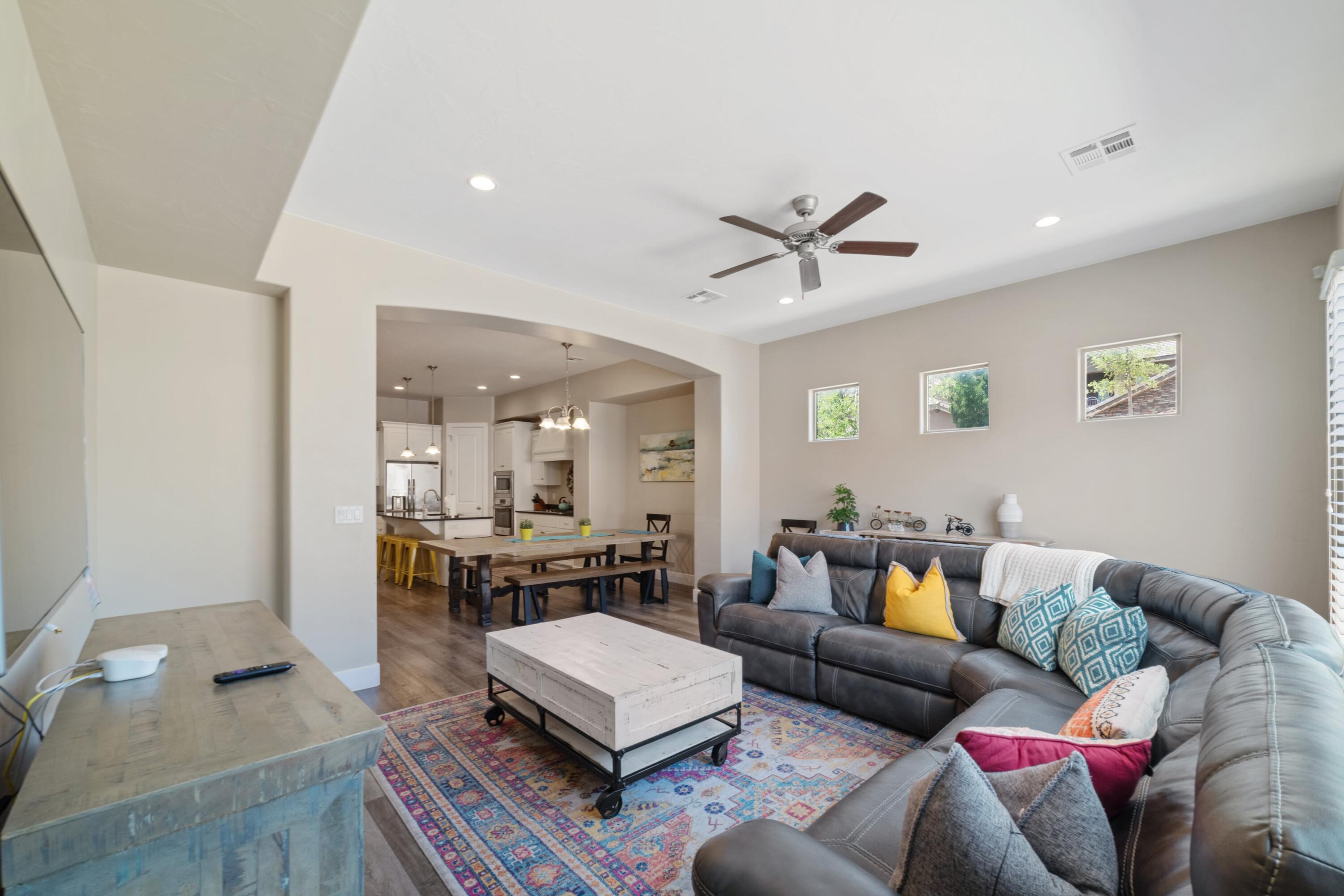 CORAL RIDGE TOWNHOMES - Residential