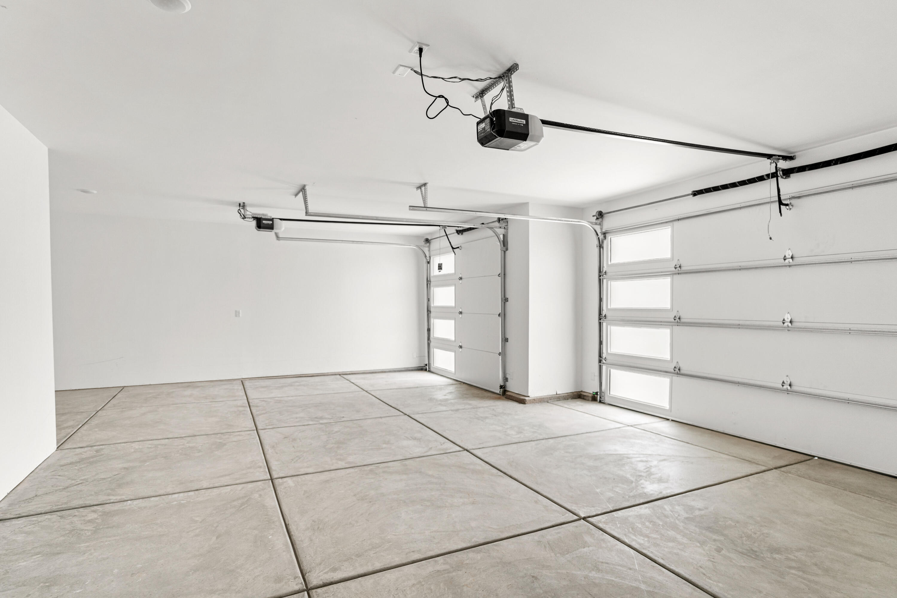 STRAWBERRY FIELDS ESTATES - Residential