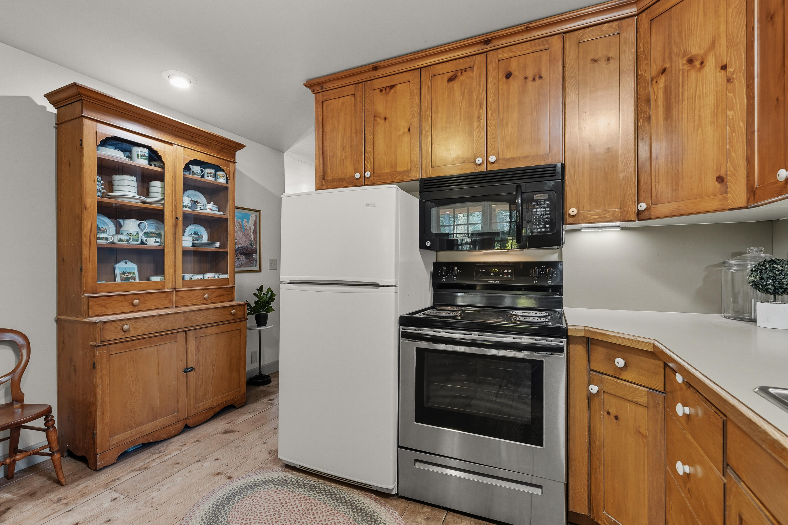 ROCKVILLE TOWNSITE - Residential