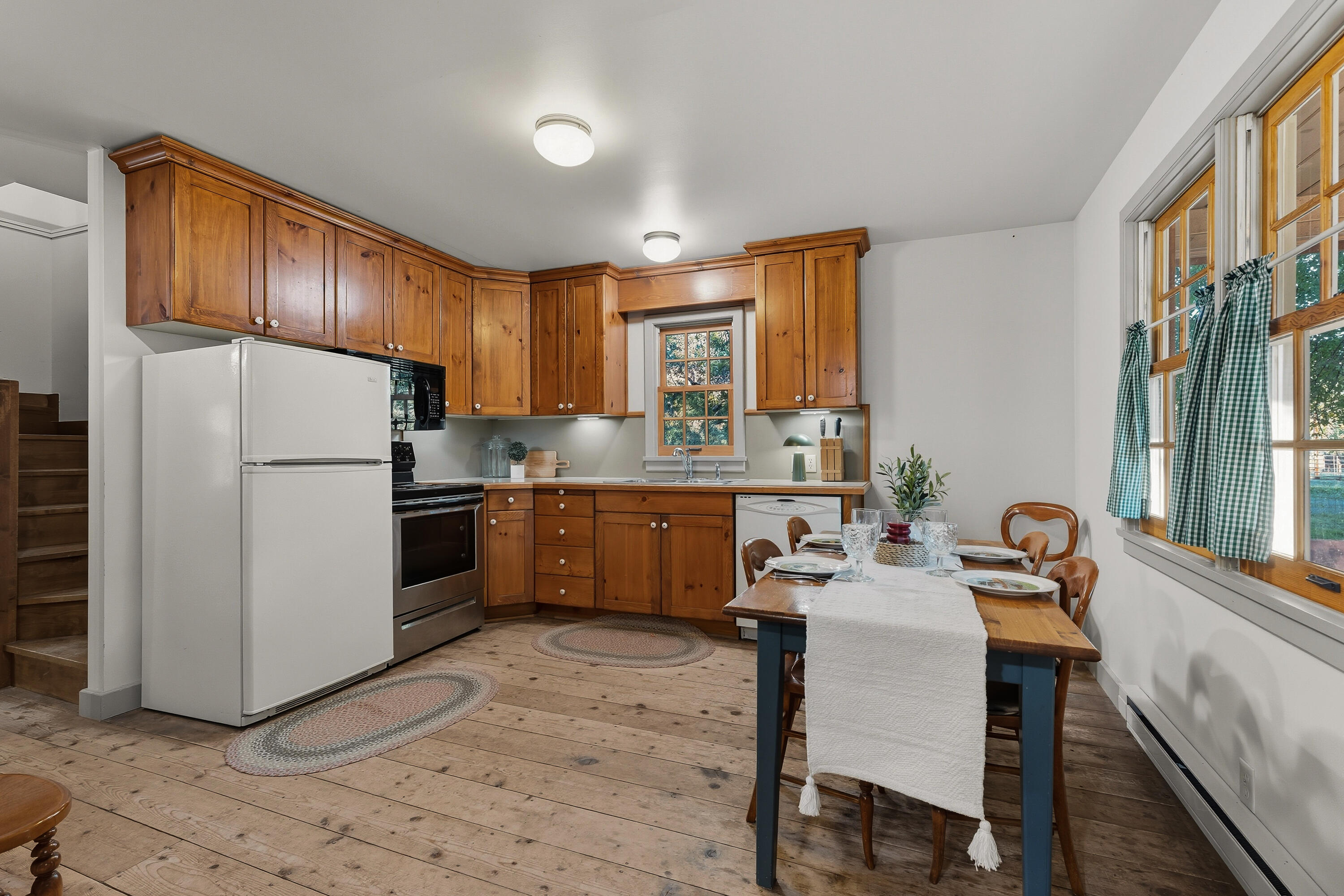 ROCKVILLE TOWNSITE - Residential