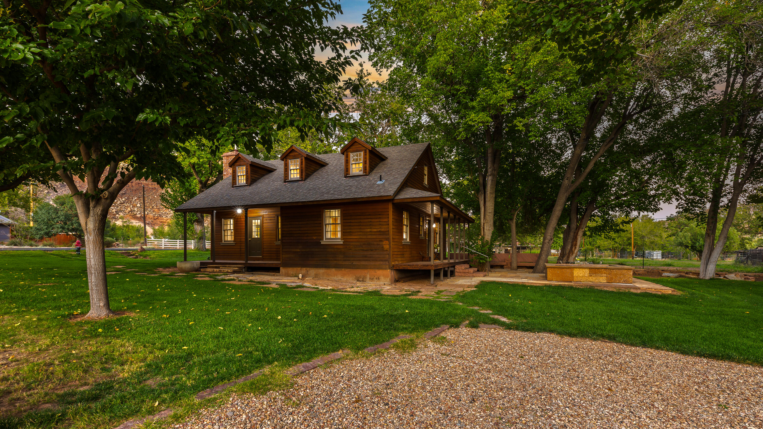 ROCKVILLE TOWNSITE - Residential