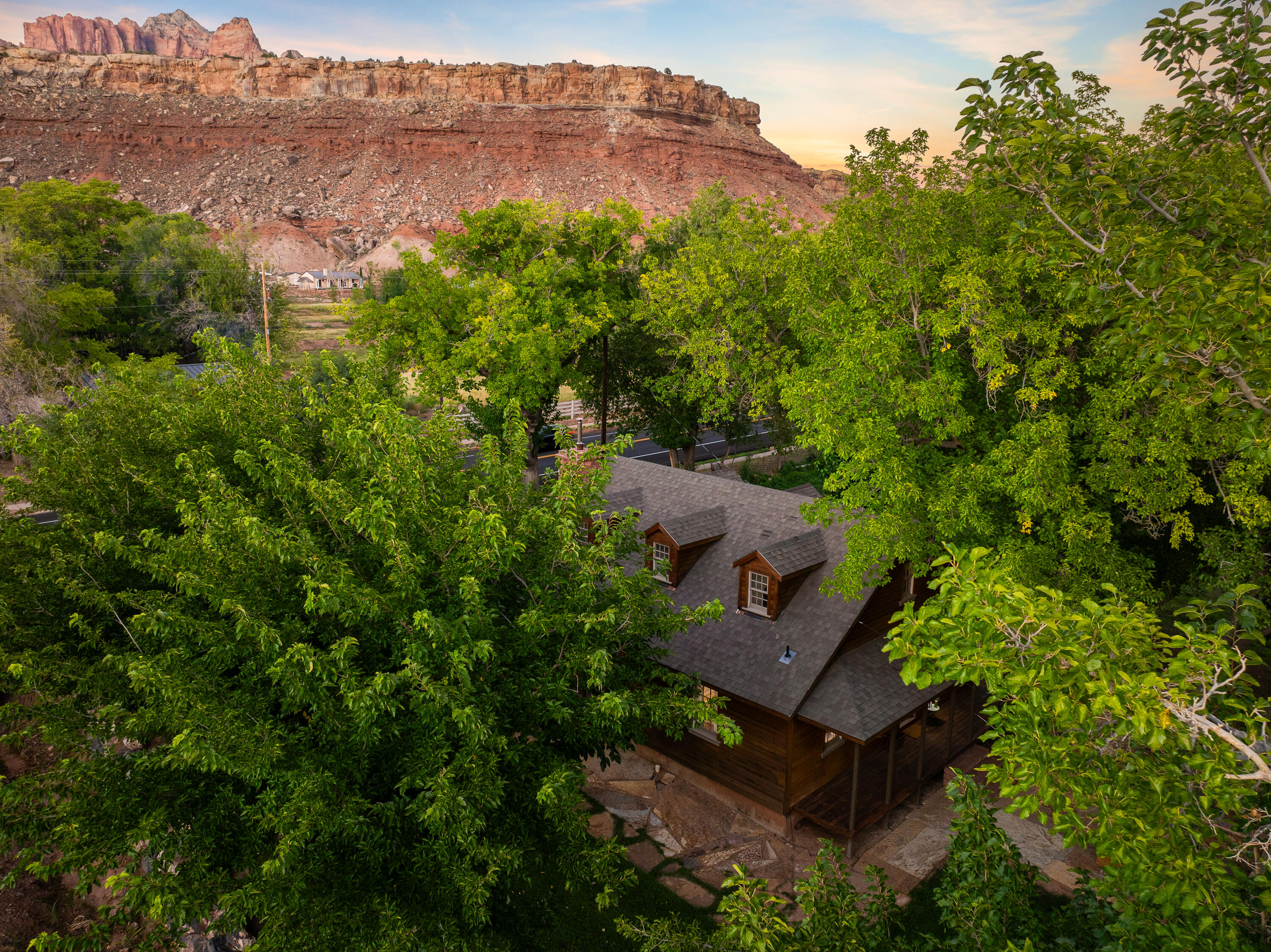 ROCKVILLE TOWNSITE - Residential