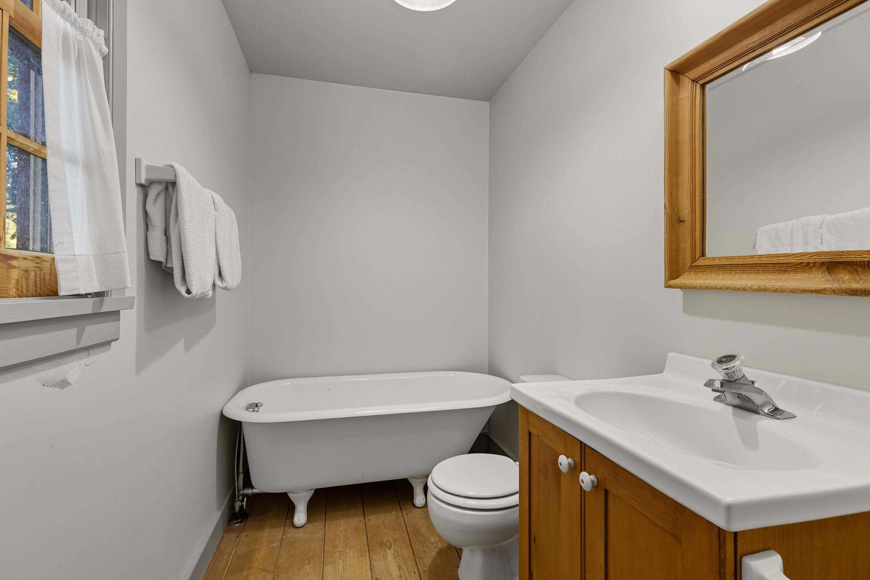 ROCKVILLE TOWNSITE - Residential