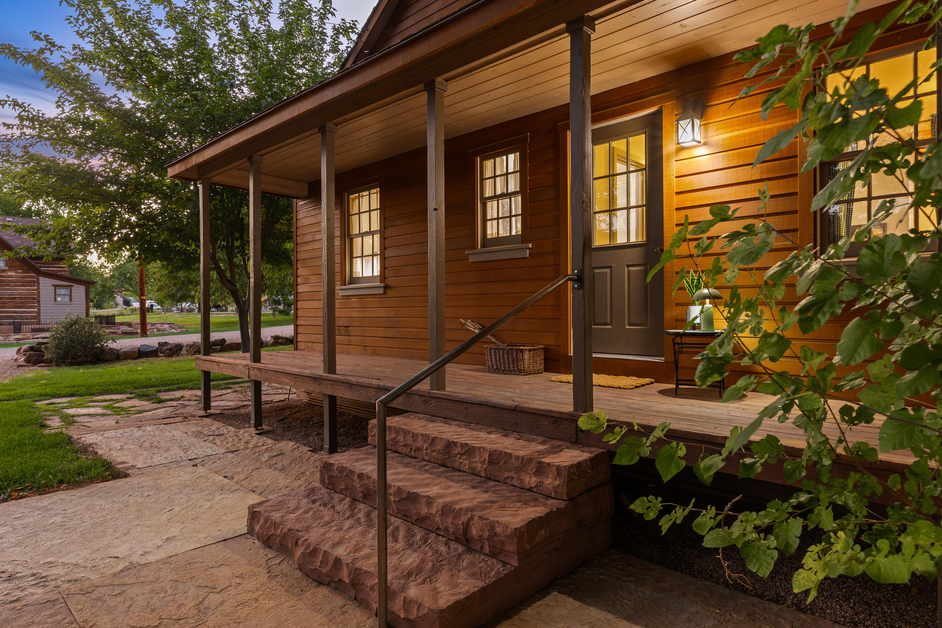 ROCKVILLE TOWNSITE - Residential