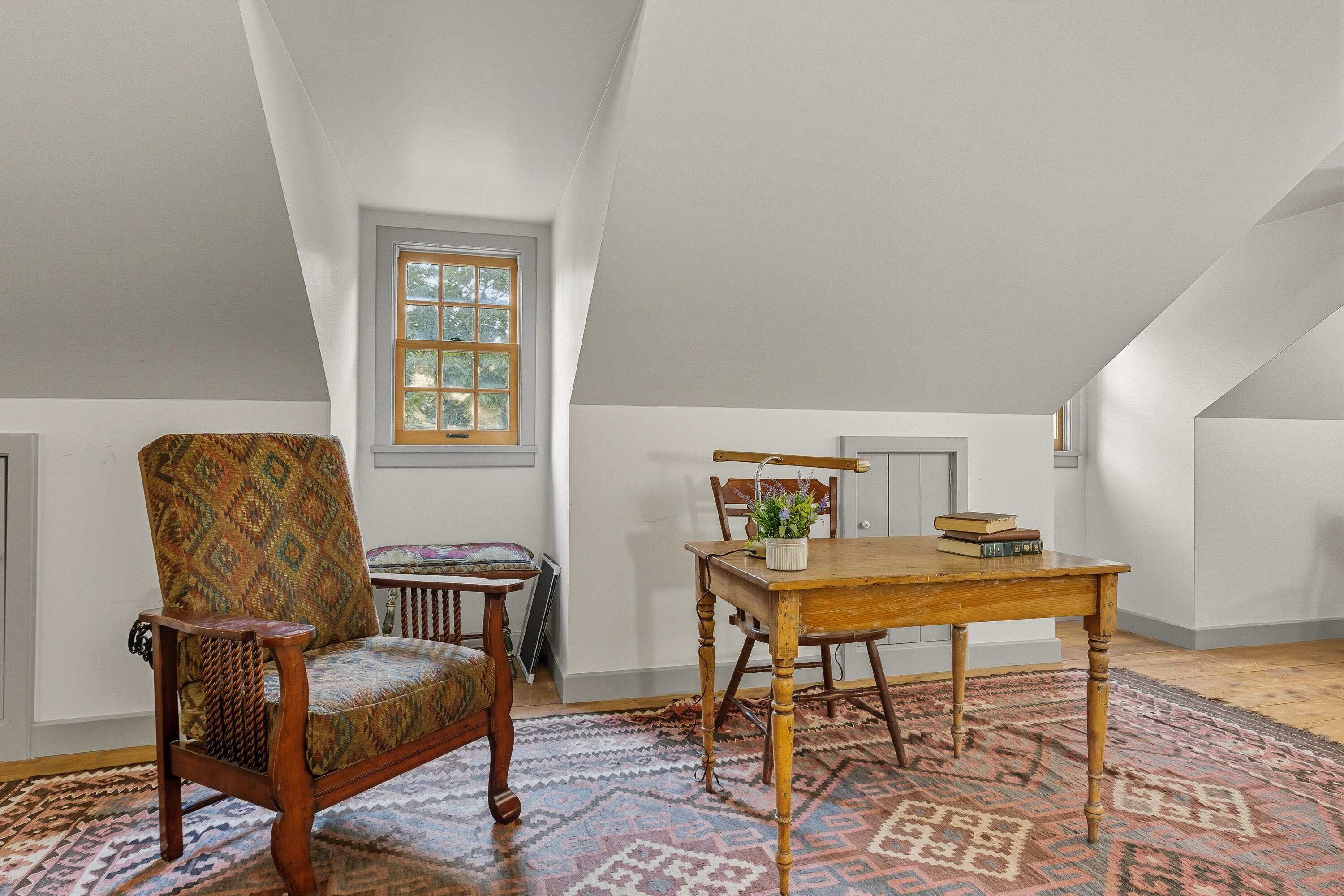 ROCKVILLE TOWNSITE - Residential