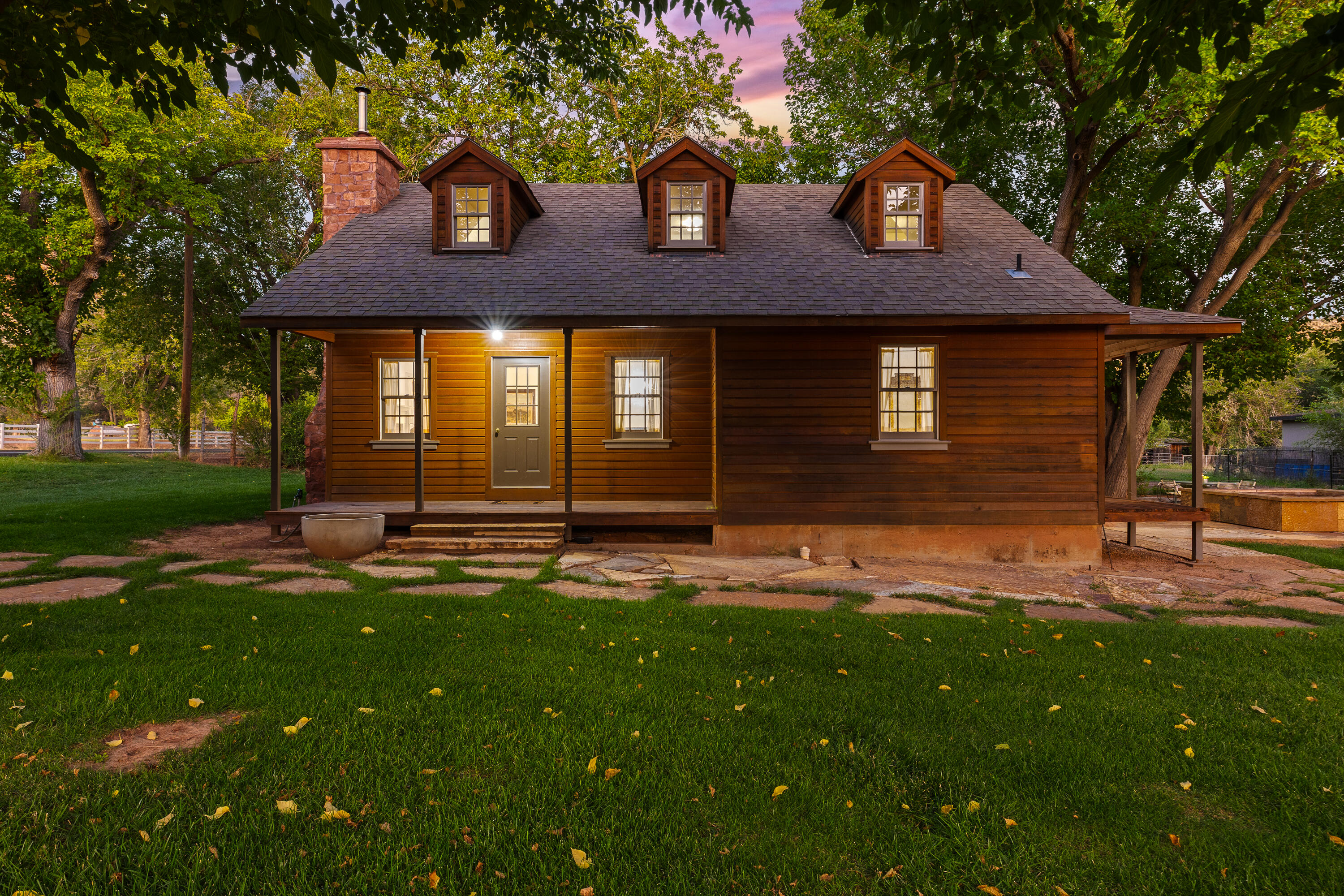 ROCKVILLE TOWNSITE - Residential