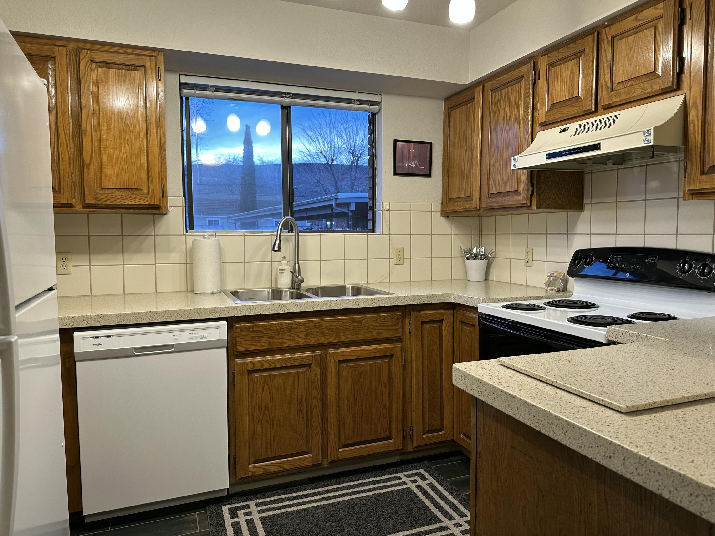 VILLAGE PARK TOWNHOMES - Residential