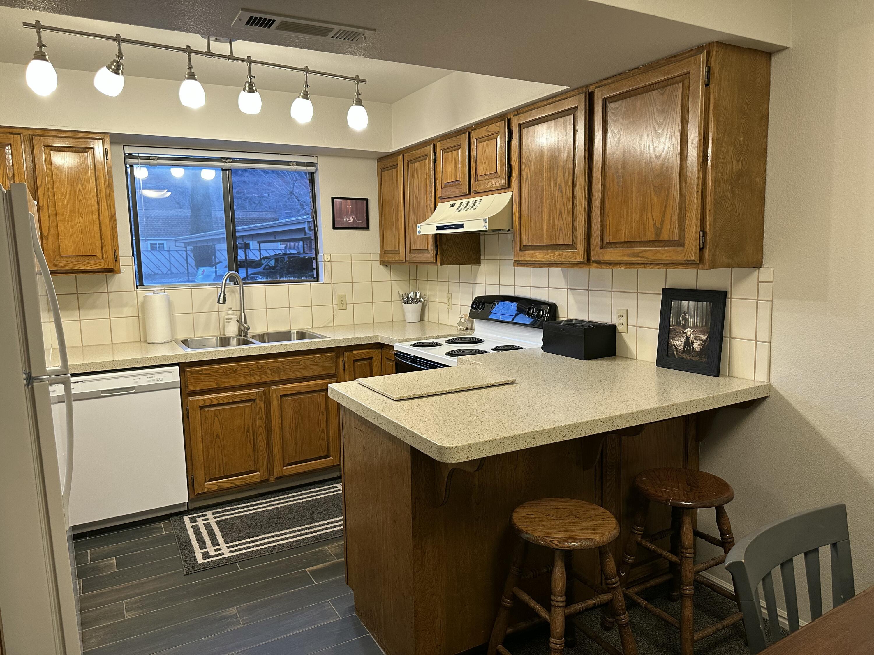 VILLAGE PARK TOWNHOMES - Residential