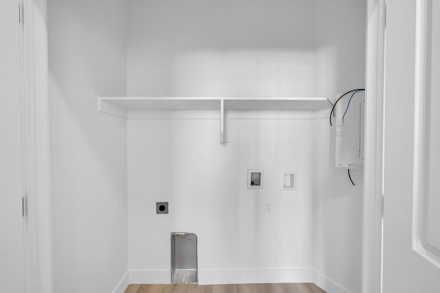 AUBURN HILLS - Residential