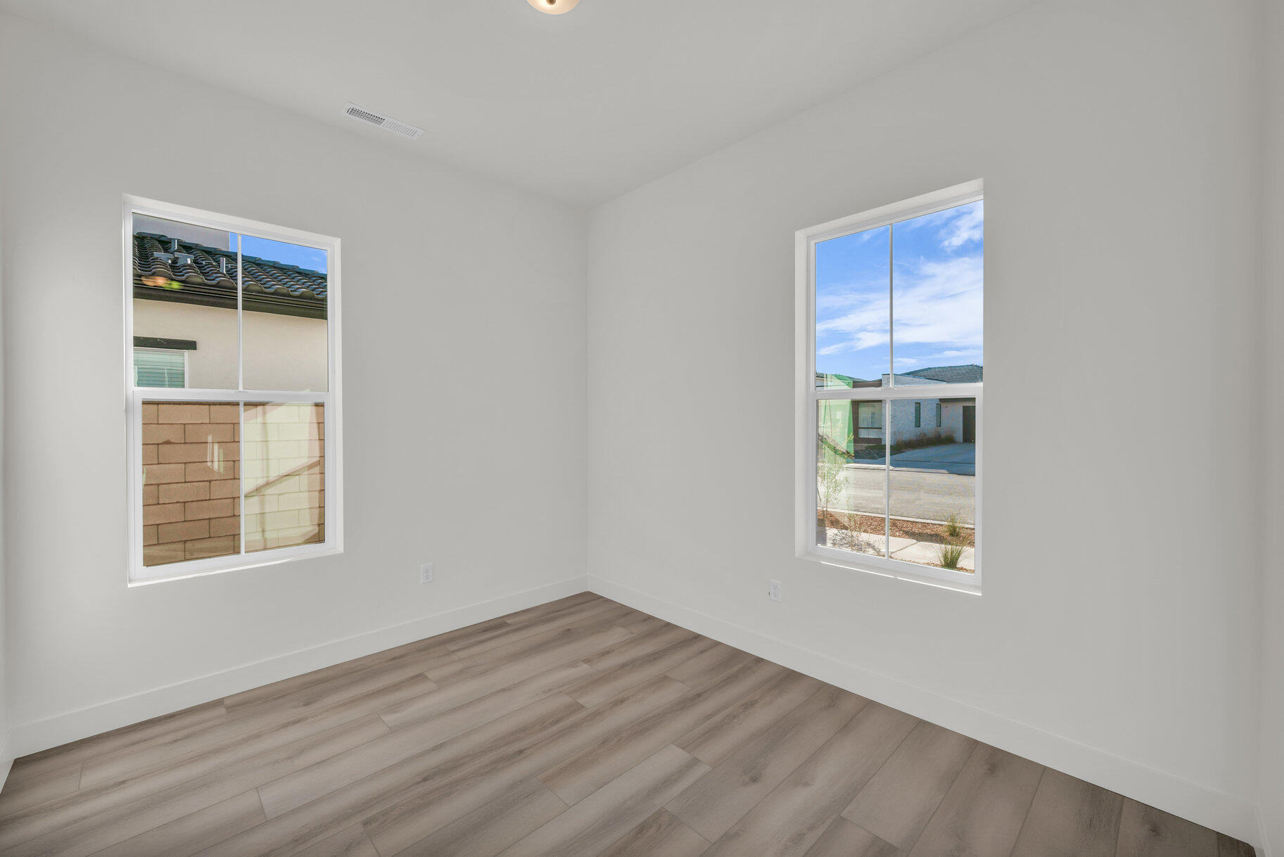 DESERT COLOR RESORT - Residential