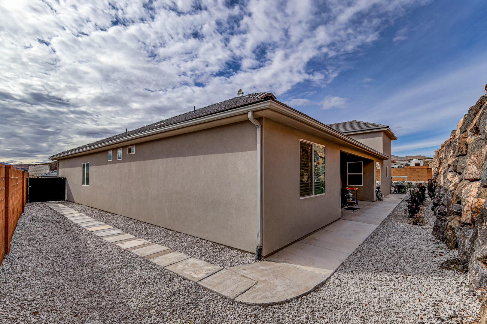 FIREROCK - Residential