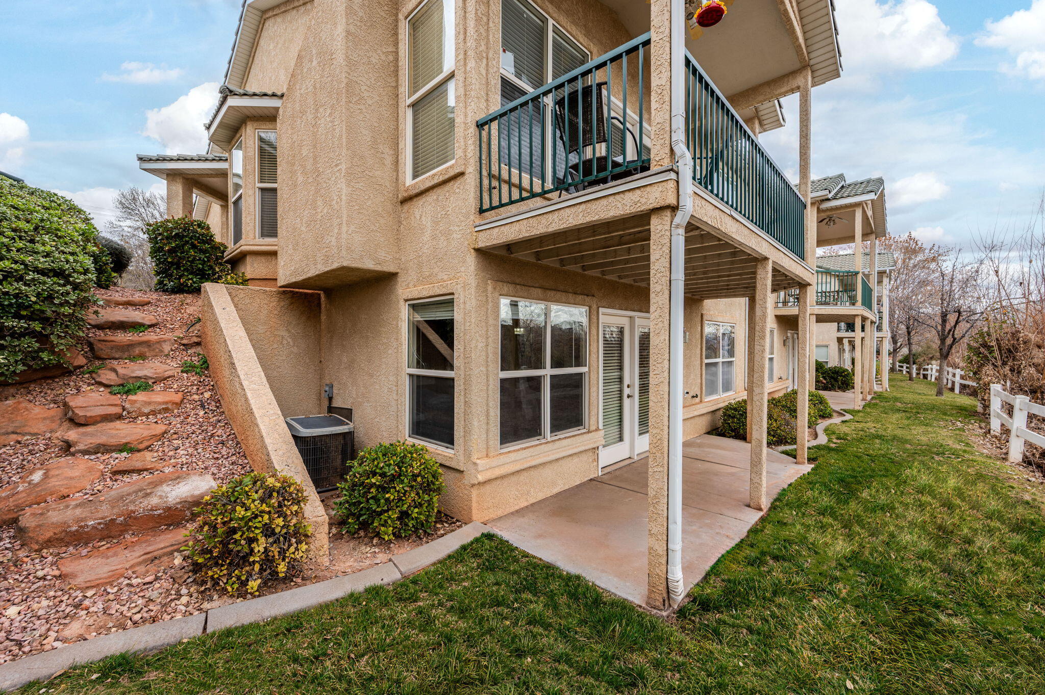 HIGHLANDS - Residential