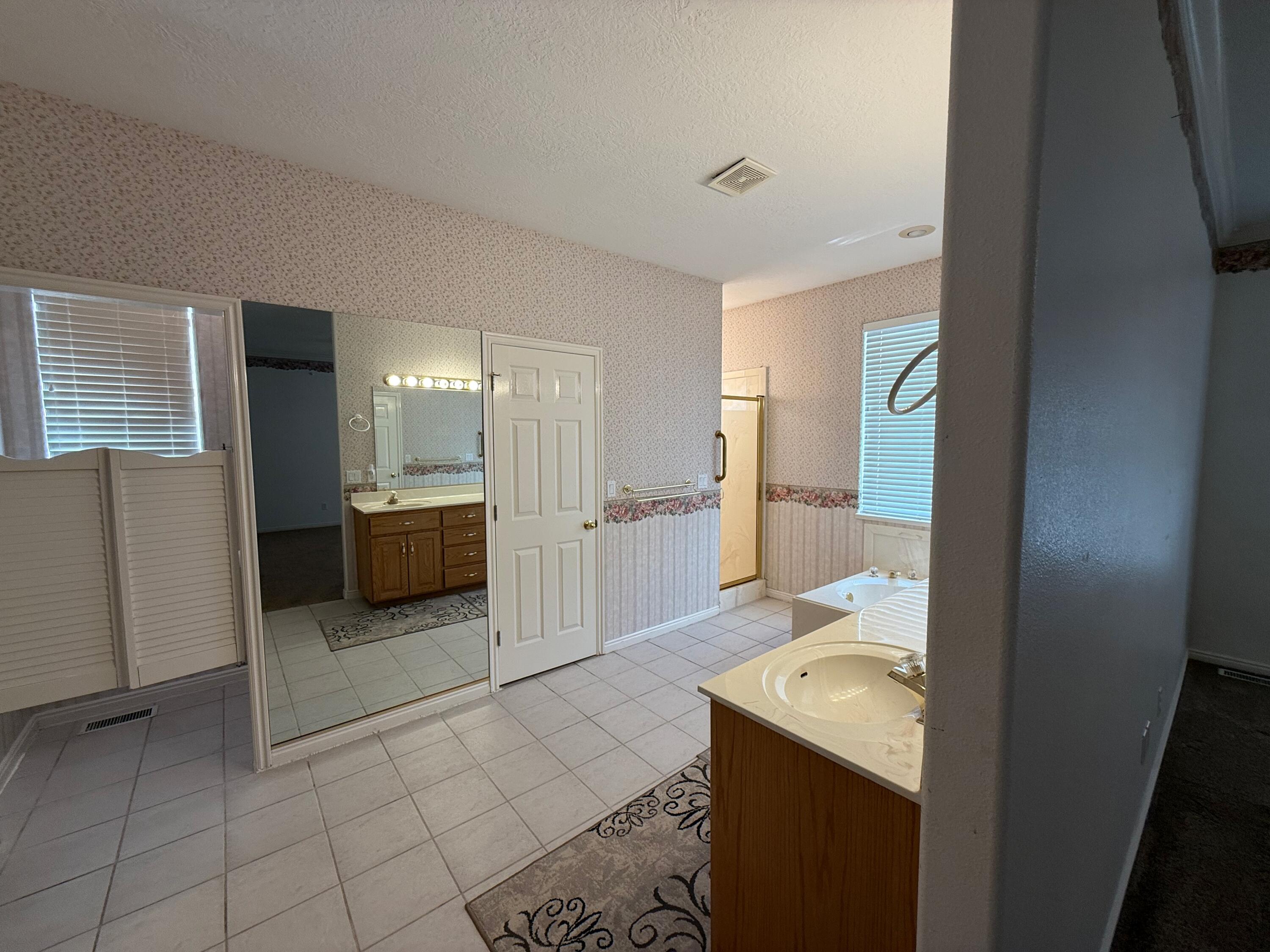 MAJESTIC VALLEY ESTATES - Residential