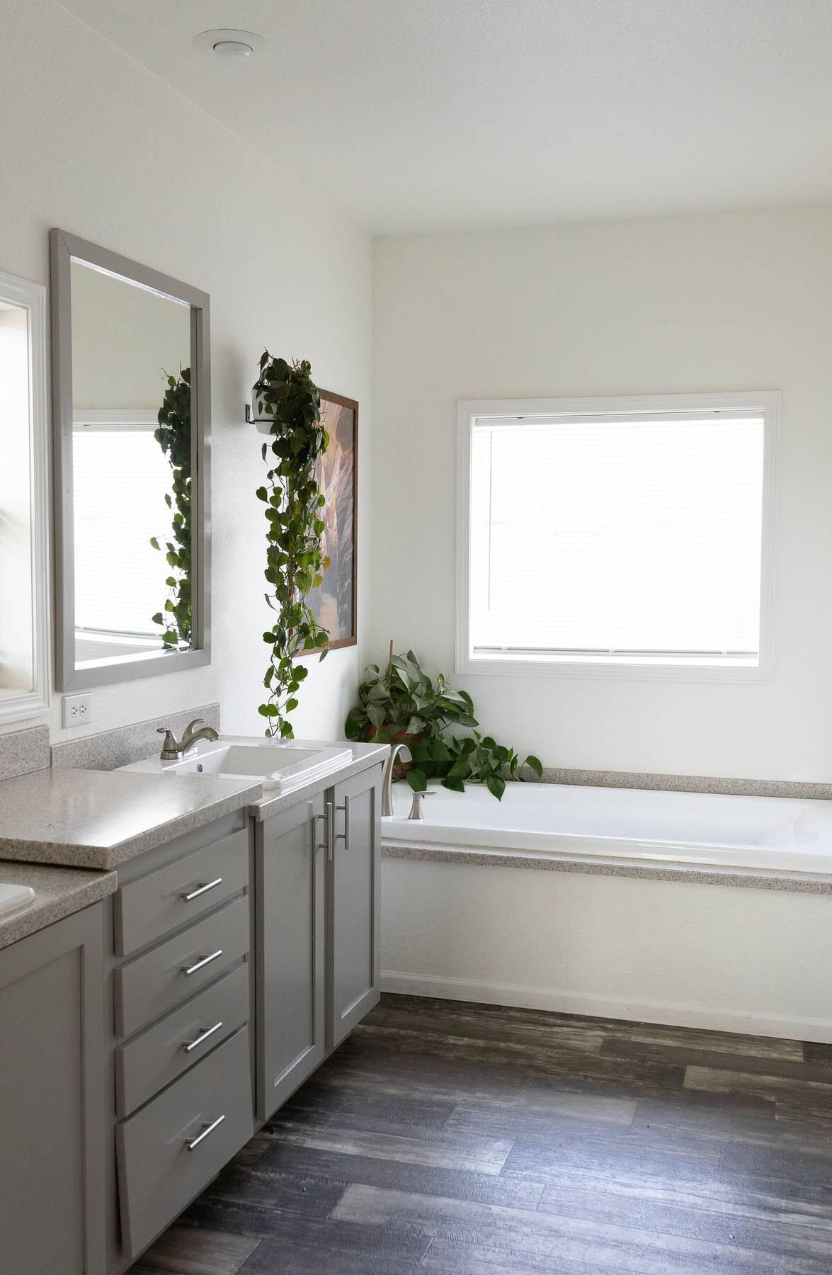 APPLE VALLEY RANCH - Residential