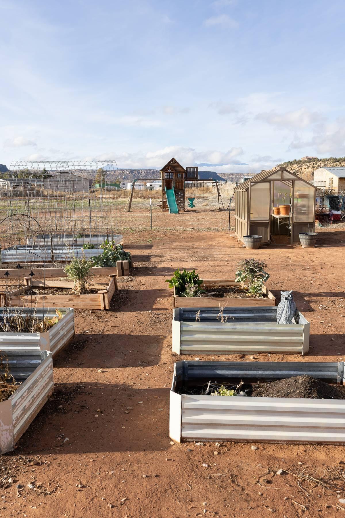 APPLE VALLEY RANCH - Residential