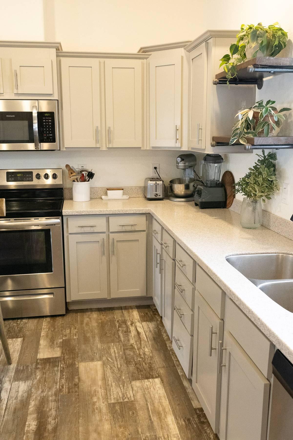 APPLE VALLEY RANCH - Residential